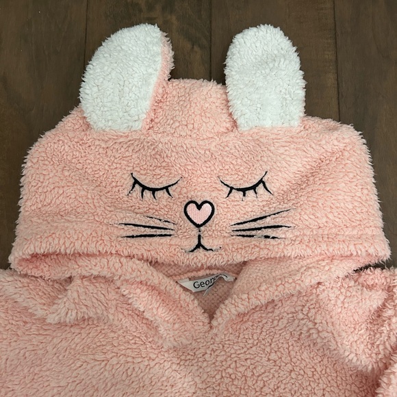 George pink fuzzy sweater - Picture 3 of 4